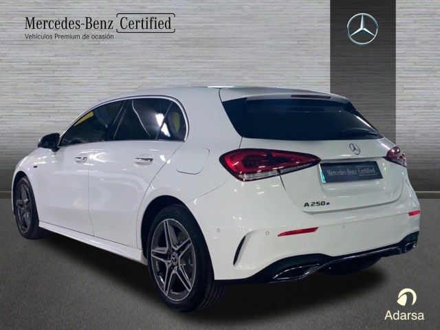 MERCEDES-BENZ Clase A  250 e AMG Line (EURO 6d) en Adarsa Oviedo - Foto 4