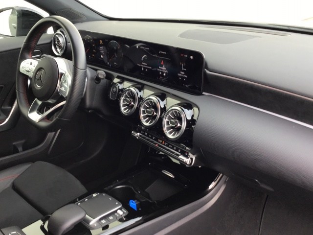MERCEDES-BENZ Clase A  250 e Compacto en Adarsa Ponferrada - Foto 10