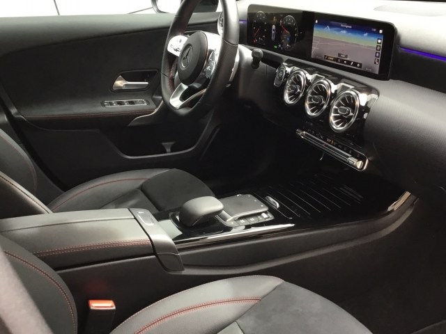 MERCEDES-BENZ Clase A  250 e Compacto en Adarsa Sur - Foto 10