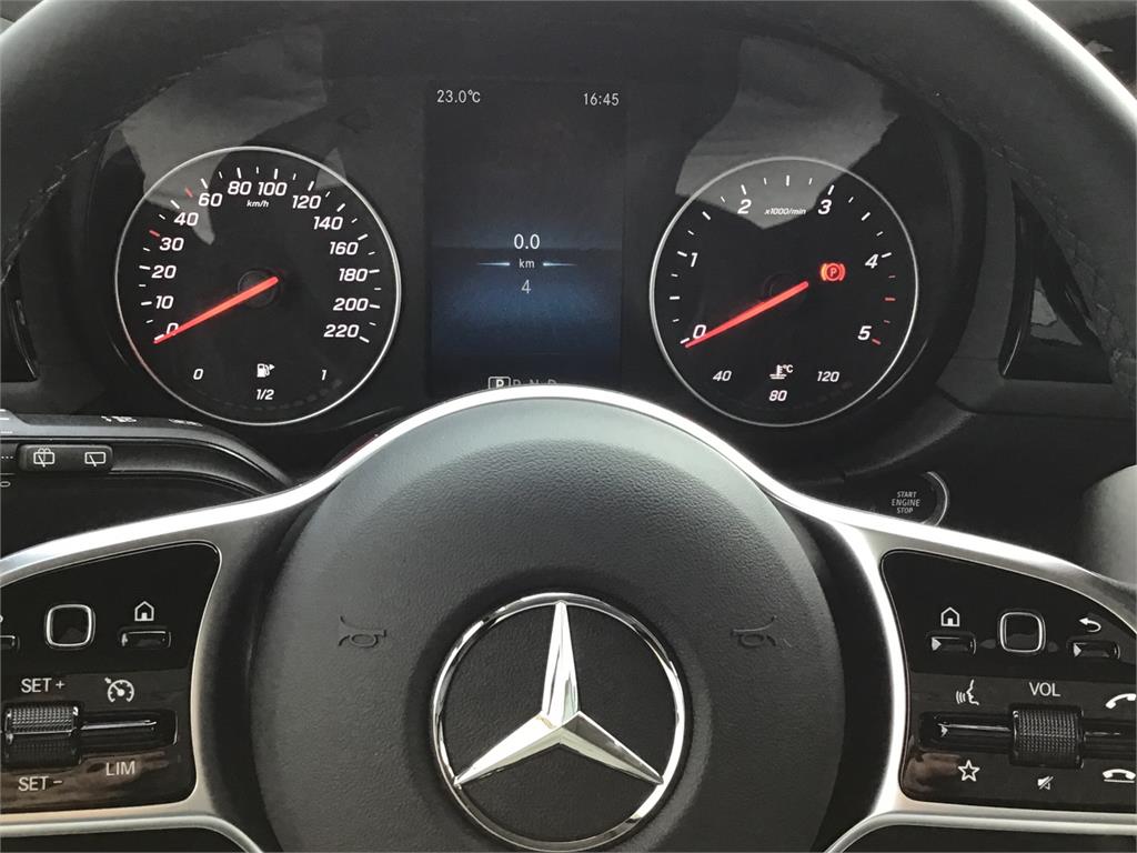 MERCEDES-BENZ Clase T 180 d en Adarsa Zamora - Foto 13