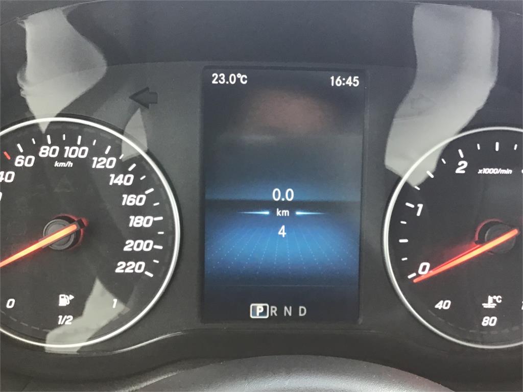 MERCEDES-BENZ Clase T 180 d en Adarsa Zamora - Foto 5