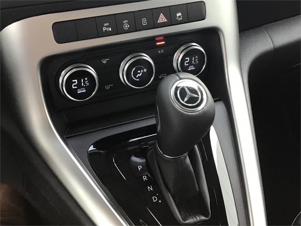 MERCEDES-BENZ Clase T 180 d en Adarsa Zamora - Foto 10