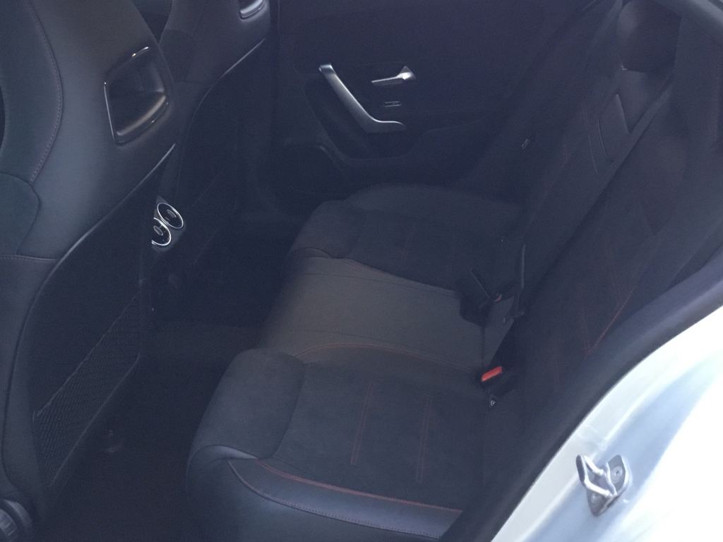 MERCEDES-BENZ Clase A  250 e Compacto en Lercauto 96 - Foto 4