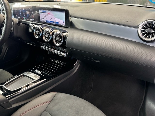 MERCEDES-BENZ Clase A  250 e Compacto en Lercauto 96 - Foto 10