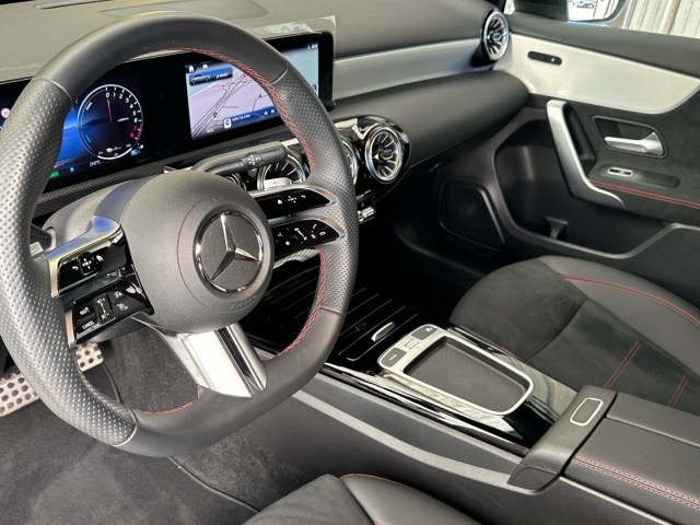 MERCEDES-BENZ Clase A  250 e Compacto en Lercauto 96 - Foto 6