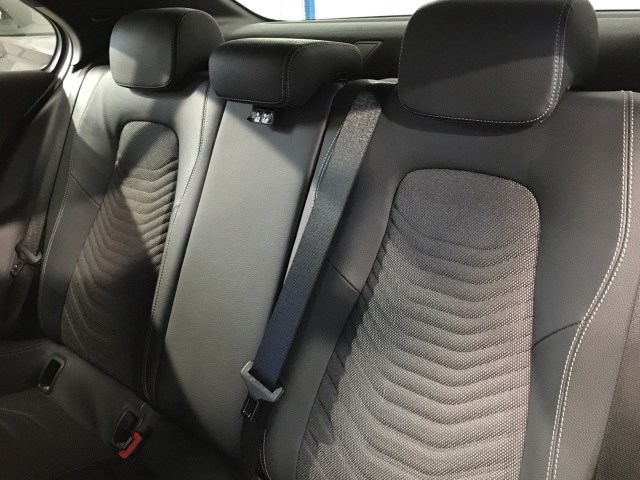 MERCEDES-BENZ Clase A  200 d Sedán en Adarsa Norte - Foto 11