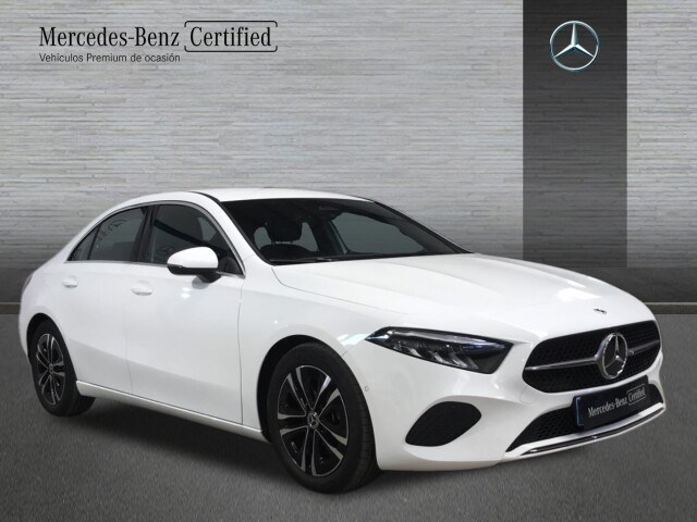MERCEDES-BENZ Clase A  200 d Sedán en Adarsa Norte - Foto 3